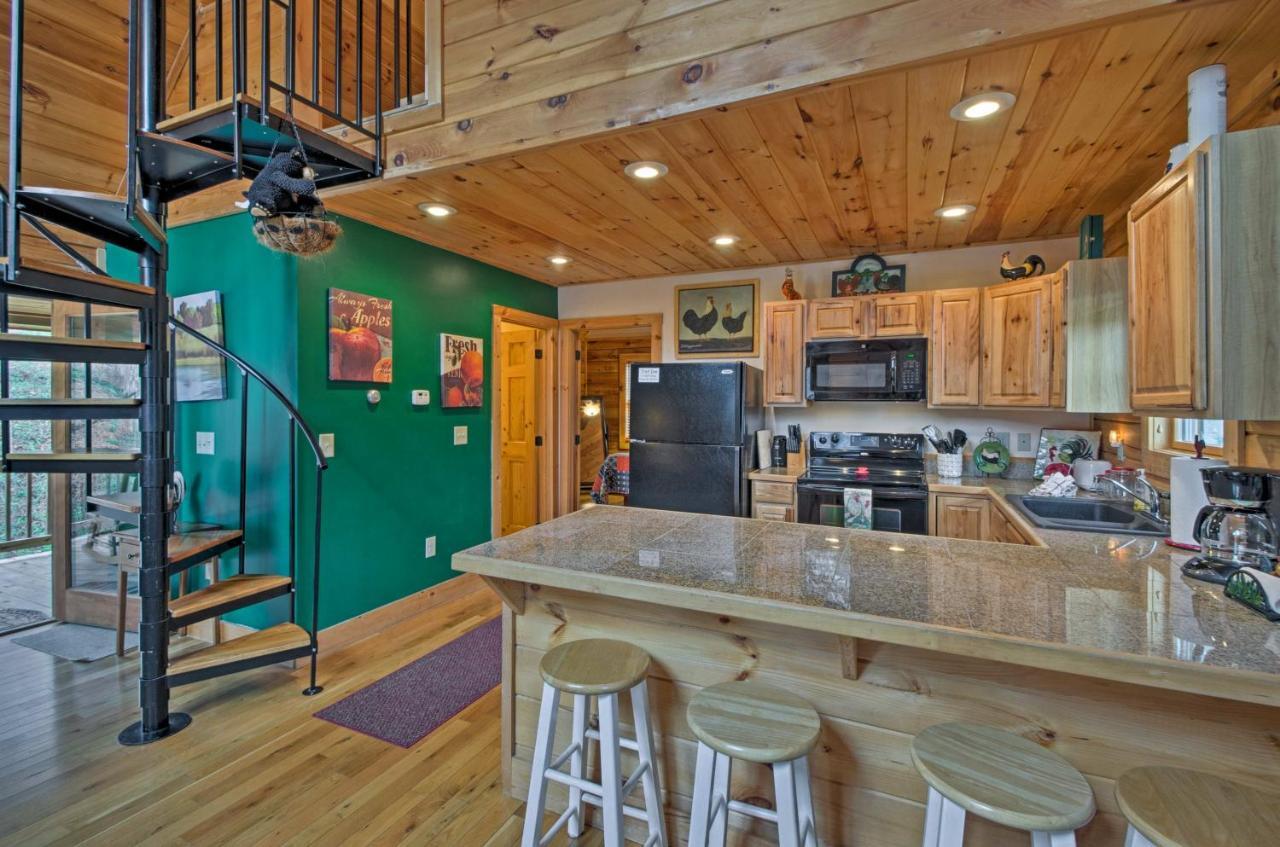 Bryson City Vacation Rental With Hot Tub And Fire Pit! Luaran gambar