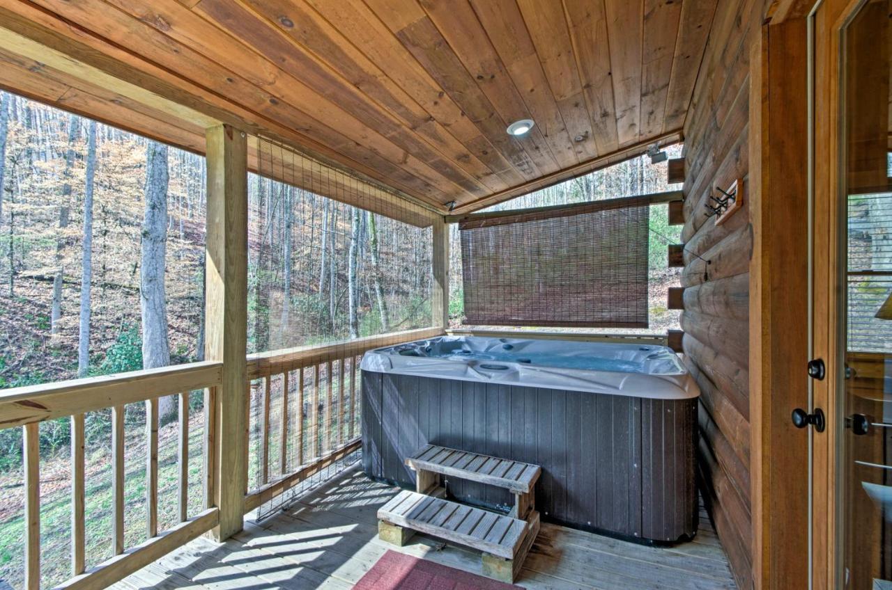 Bryson City Vacation Rental With Hot Tub And Fire Pit! Luaran gambar