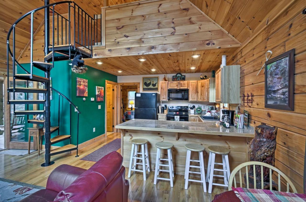 Bryson City Vacation Rental With Hot Tub And Fire Pit! Luaran gambar
