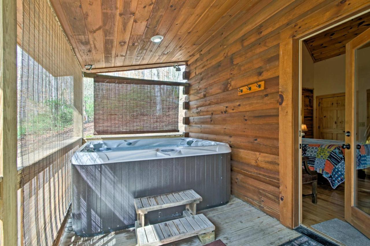 Bryson City Vacation Rental With Hot Tub And Fire Pit! Luaran gambar