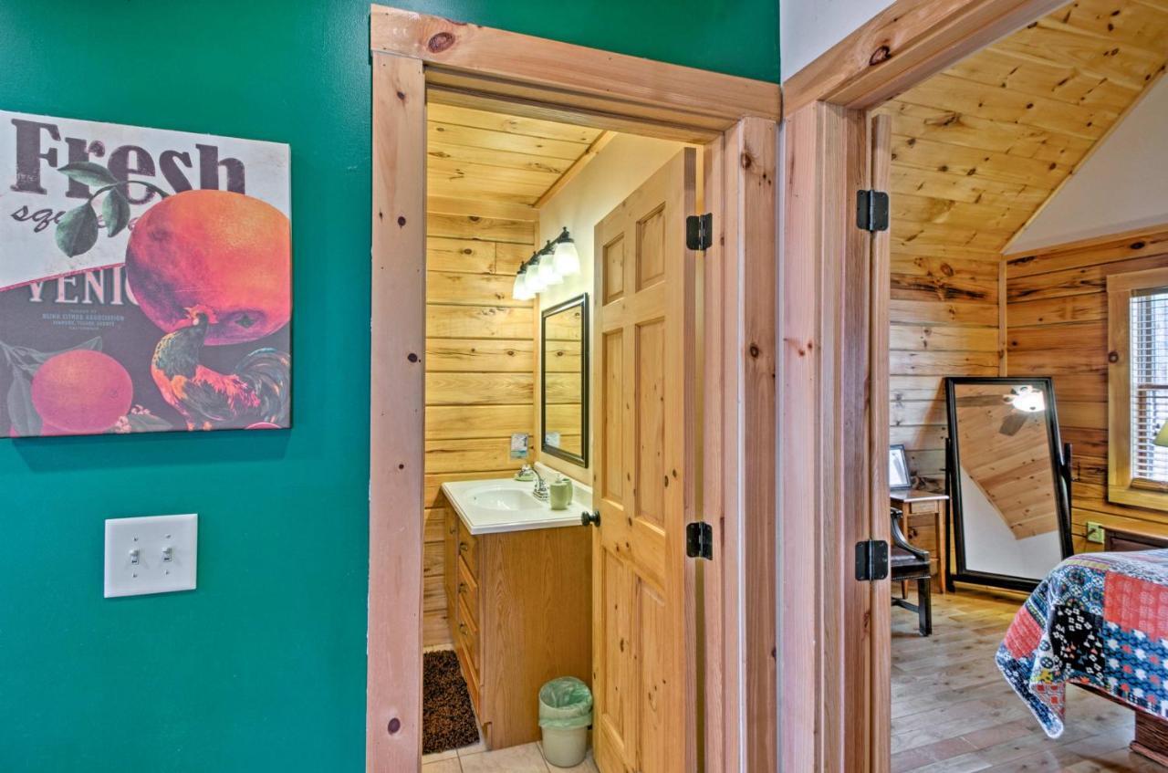 Bryson City Vacation Rental With Hot Tub And Fire Pit! Luaran gambar